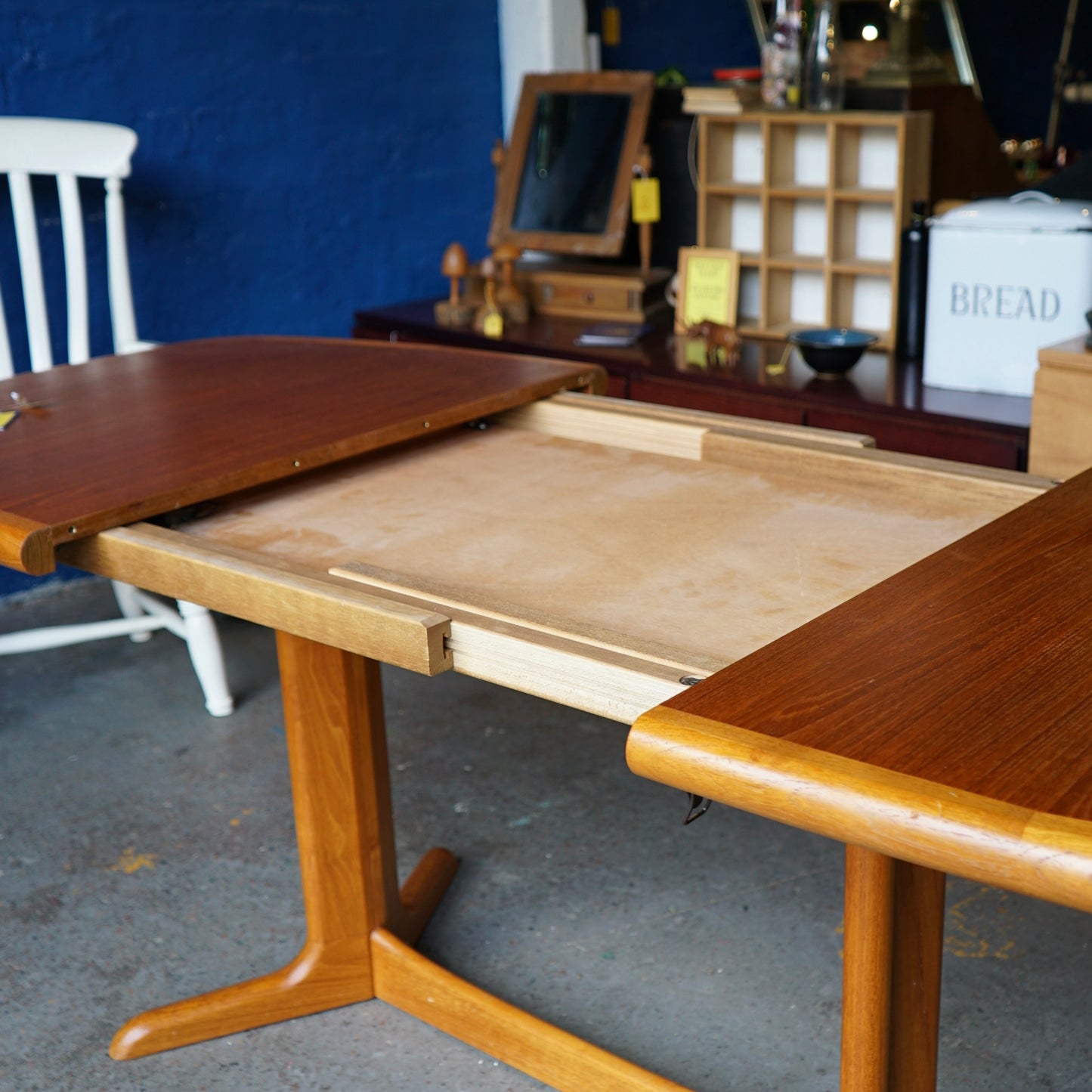 Midcentury Extending Dining Table