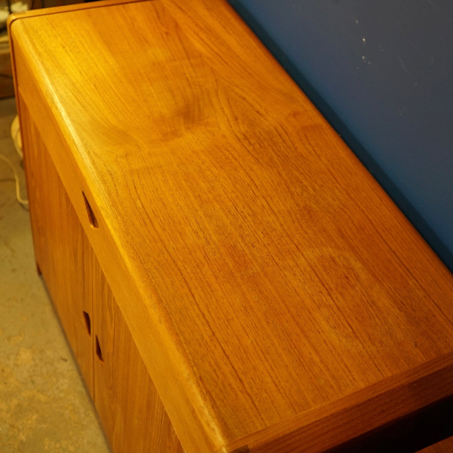 Mid-Century “Siesta” Sideboard by Chapmans – Vintage Newcastle Design