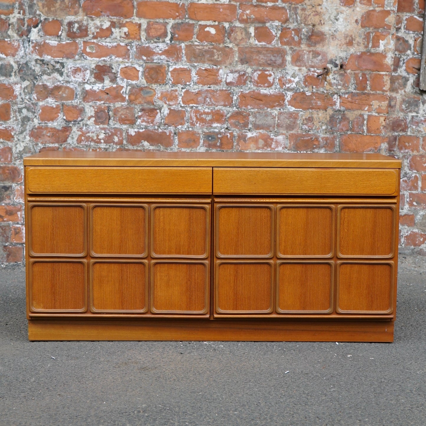 Mc Intosh Sideboard