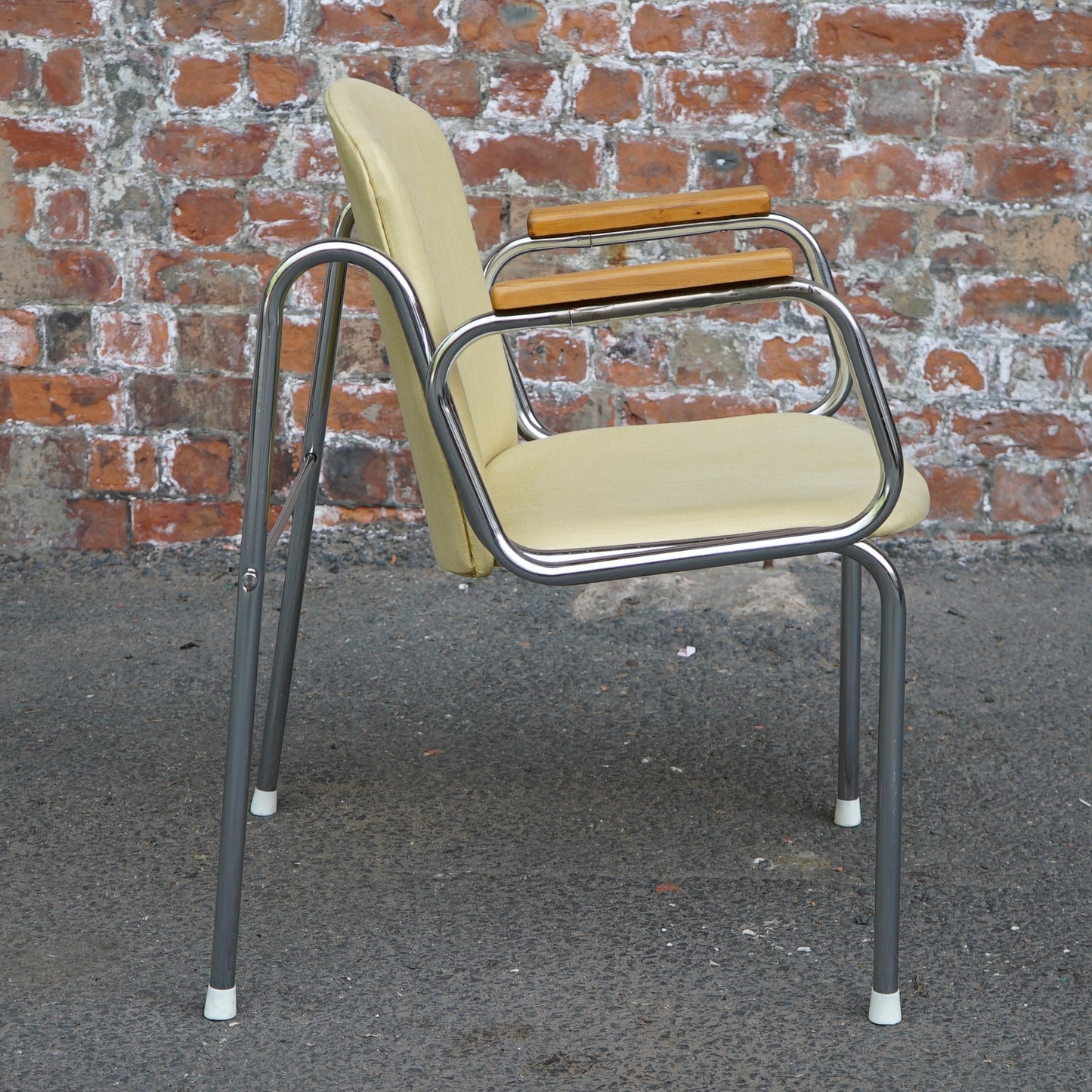 Rare Set of 6 Midcentury Hungarian Tubular Chairs