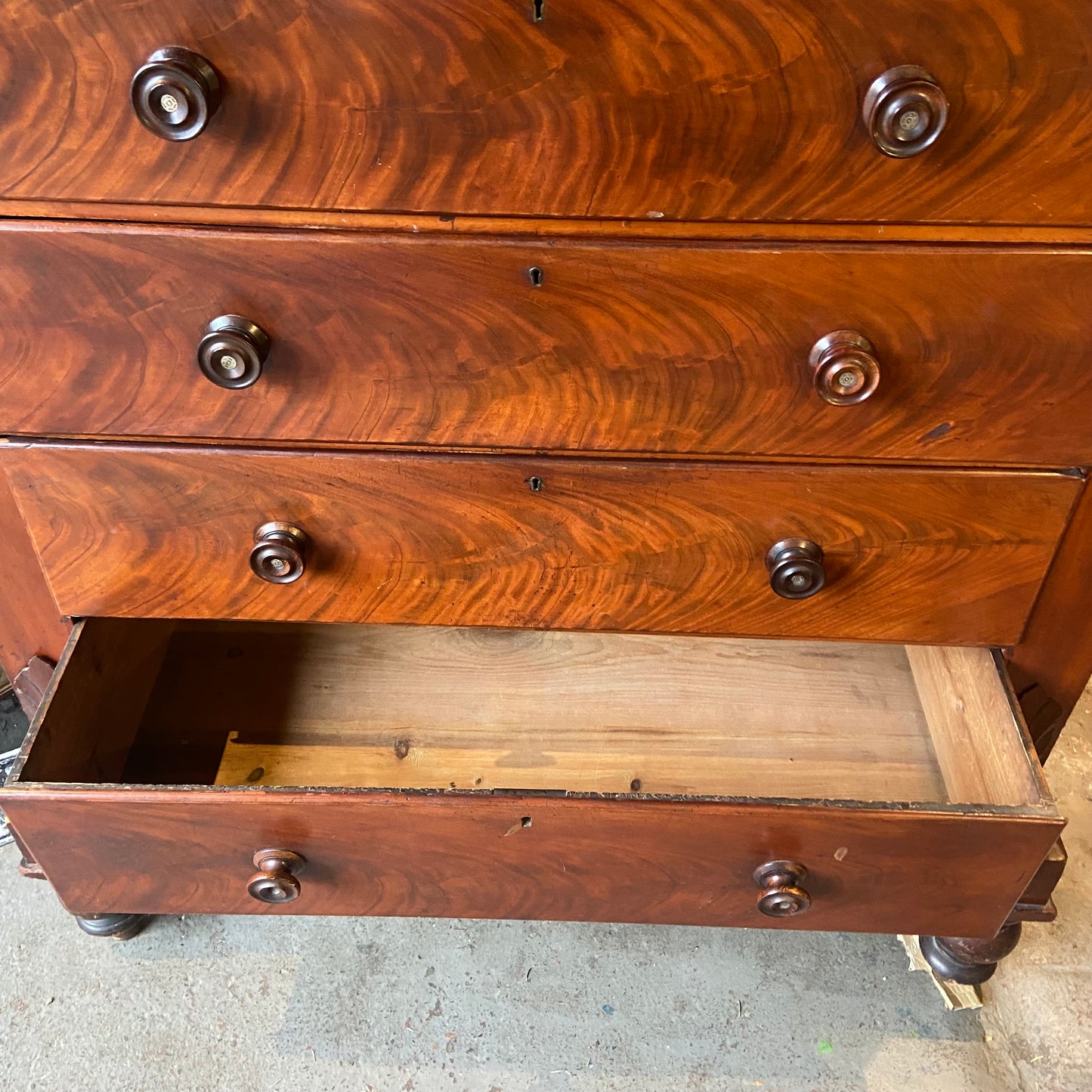 Victorian Mahogany Veneer Highchest - scotch chest