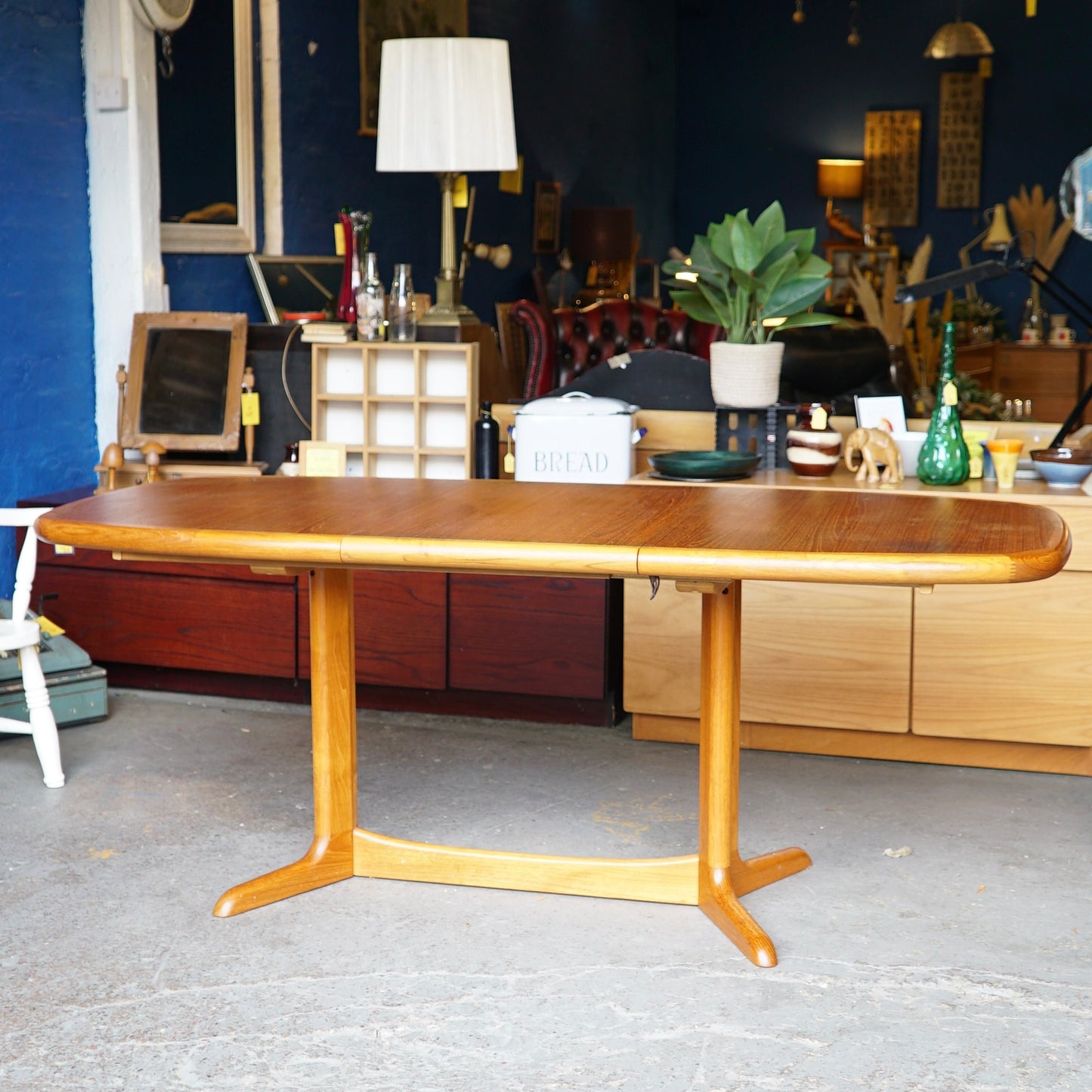 Midcentury Extending Dining Table