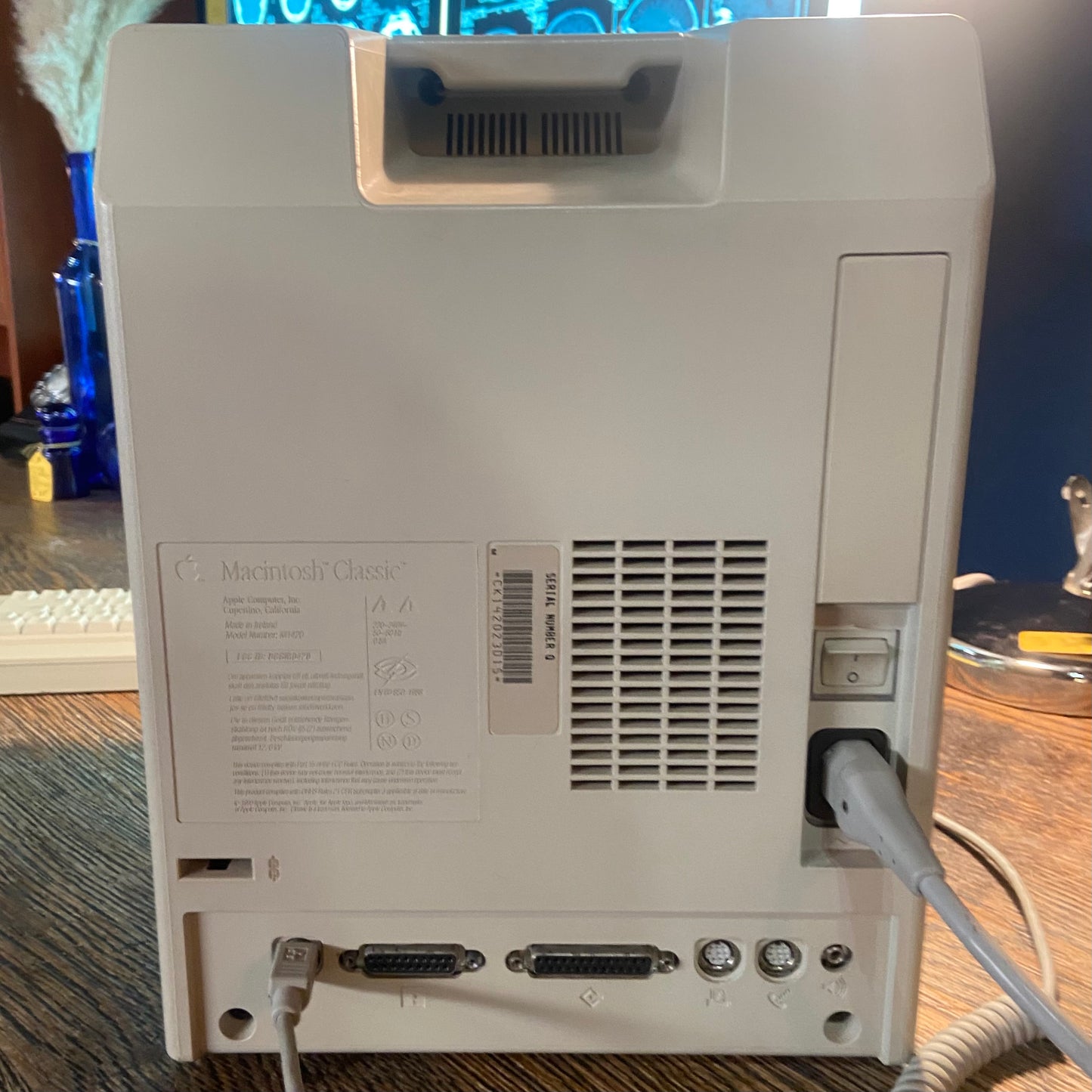 Classic Apple Macintosh M1420