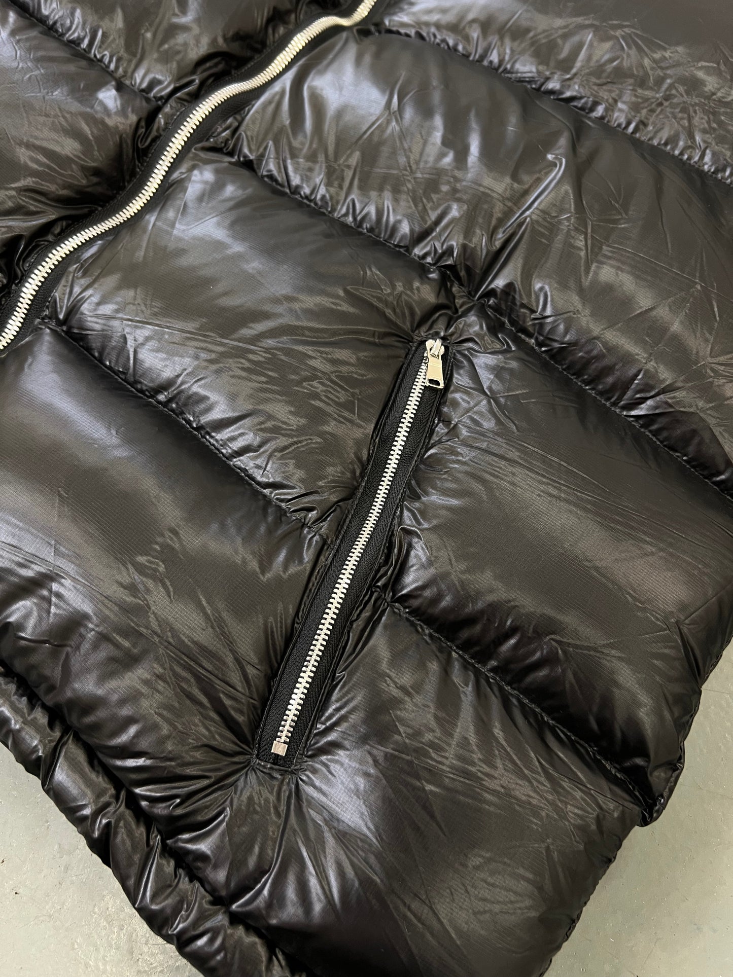 Black Down Puffer