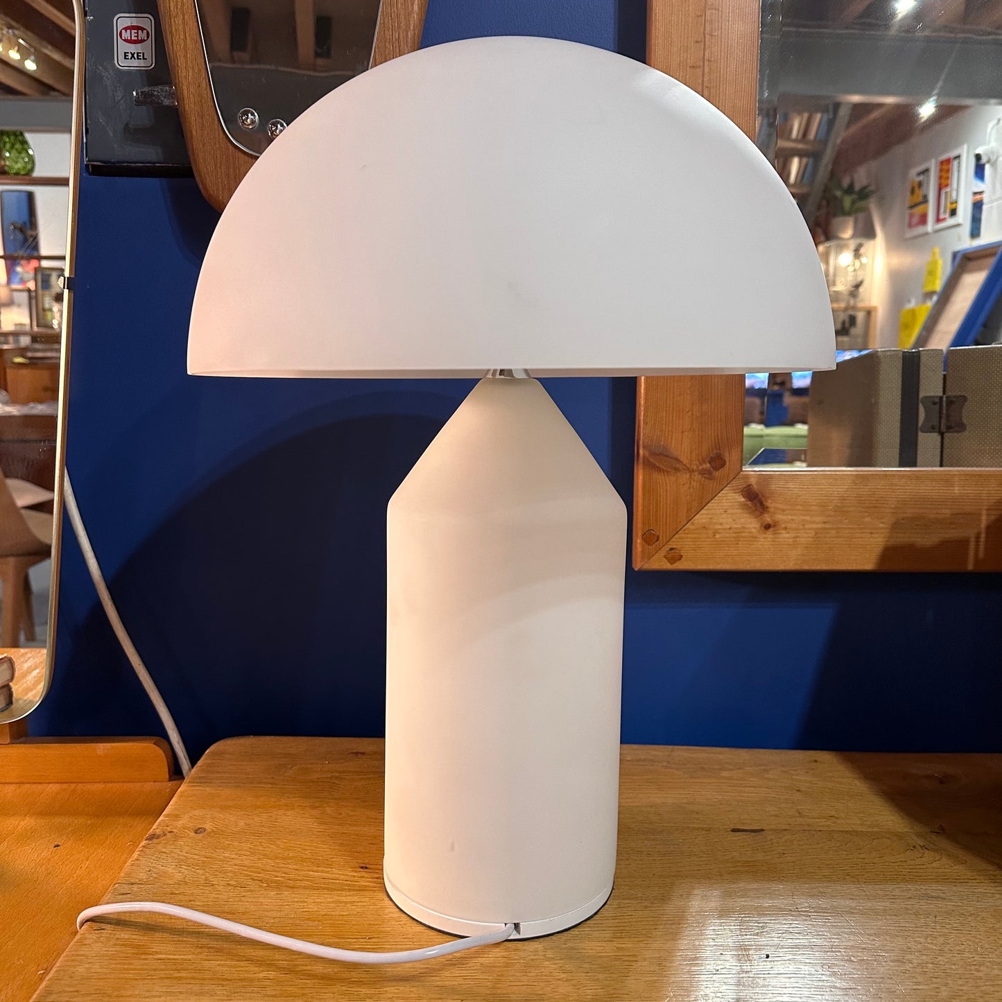 Reproduction White Oluce Atollo 235 Murano Glass Table Lamp