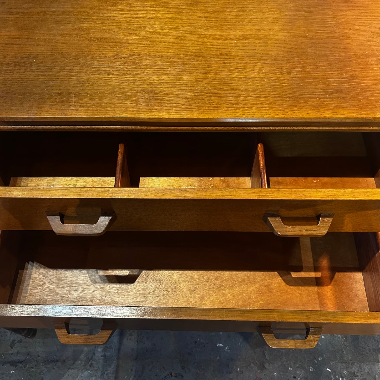 G plan Cupboard unit