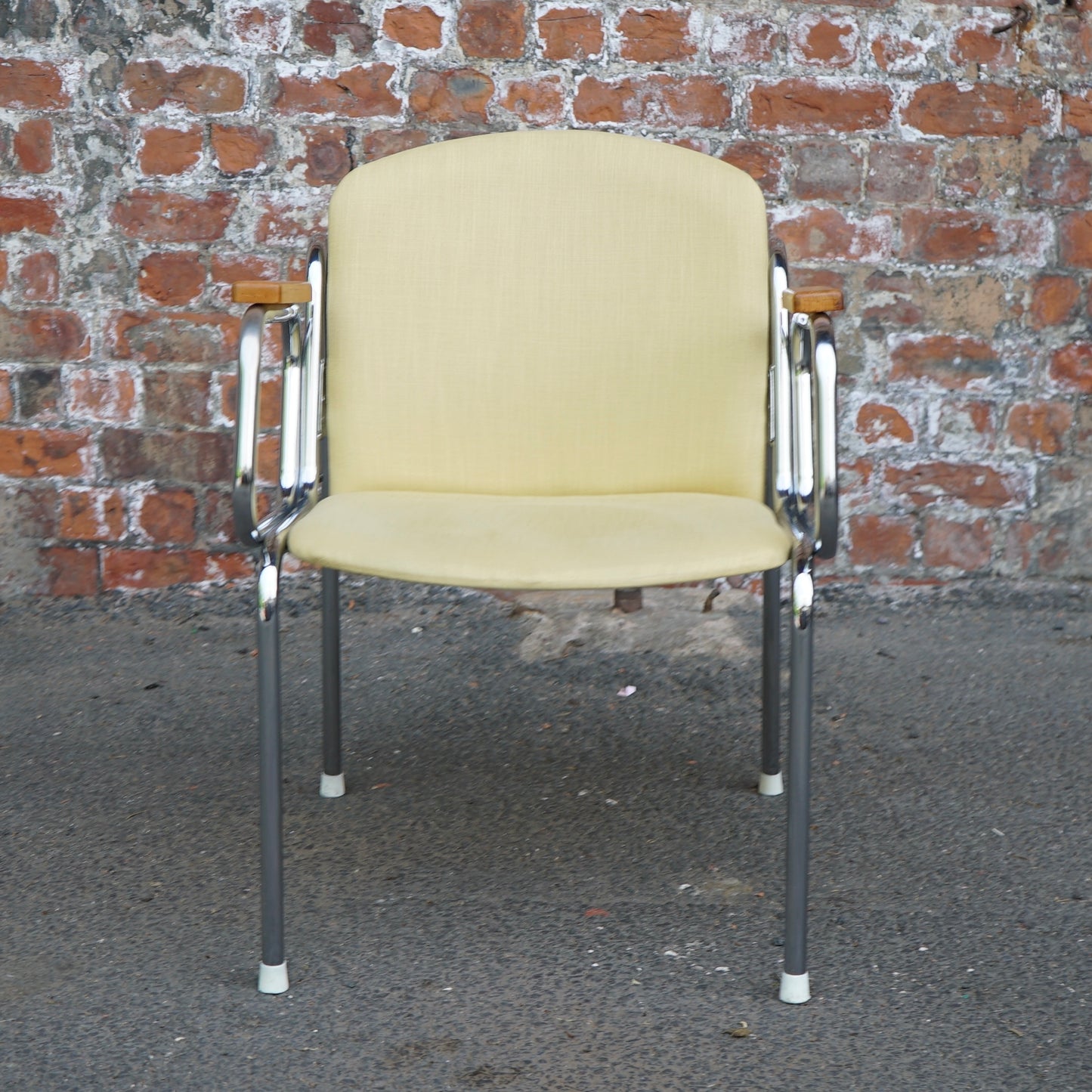Rare Set of 6 Midcentury Hungarian Tubular Chairs