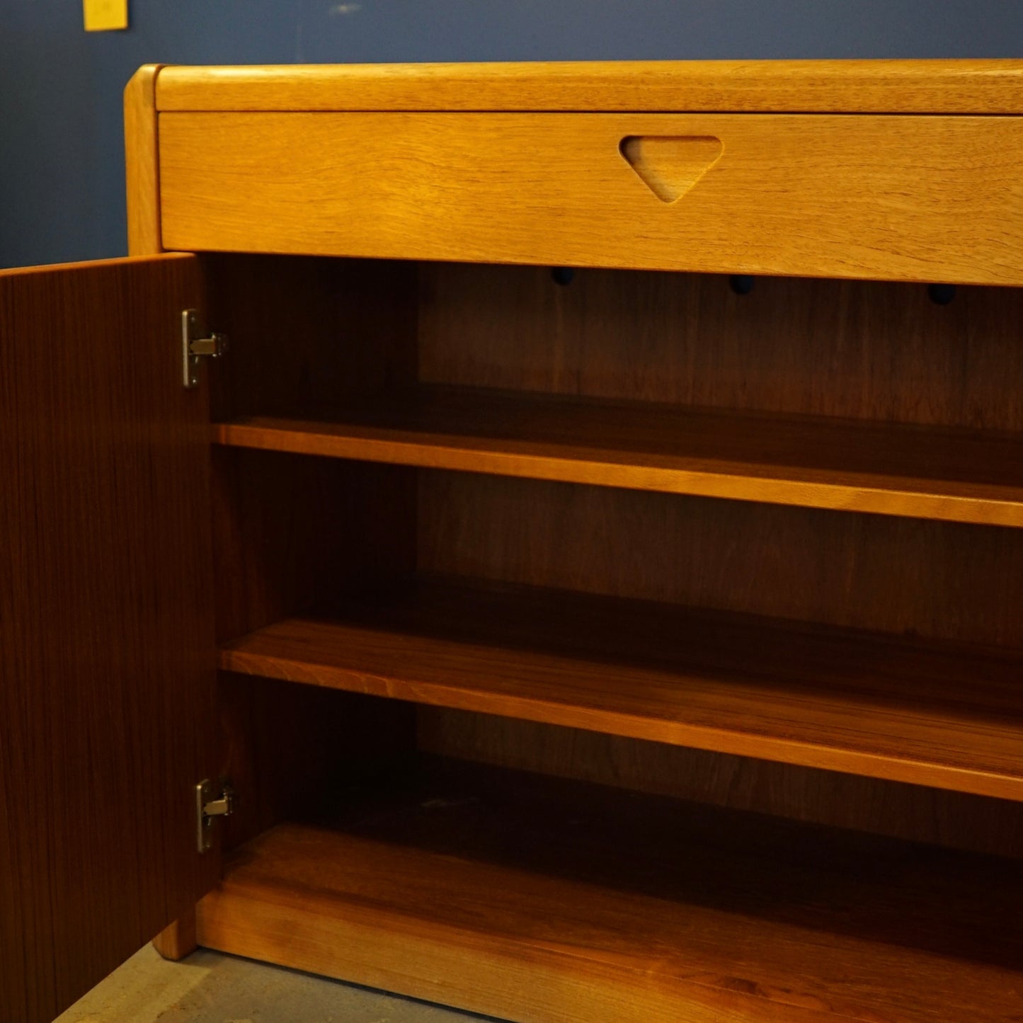 Mid-Century “Siesta” Sideboard by Chapmans – Vintage Newcastle Design