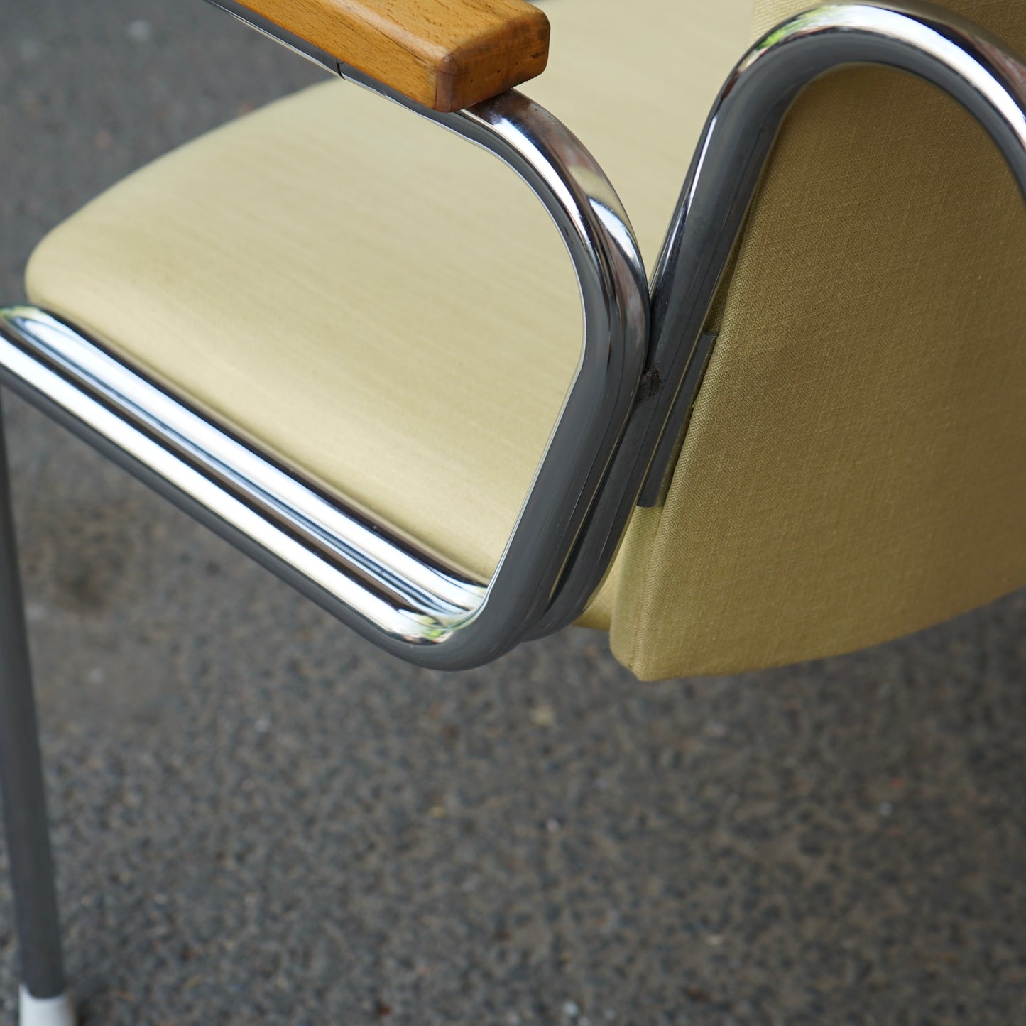 Rare Set of 6 Midcentury Hungarian Tubular Chairs