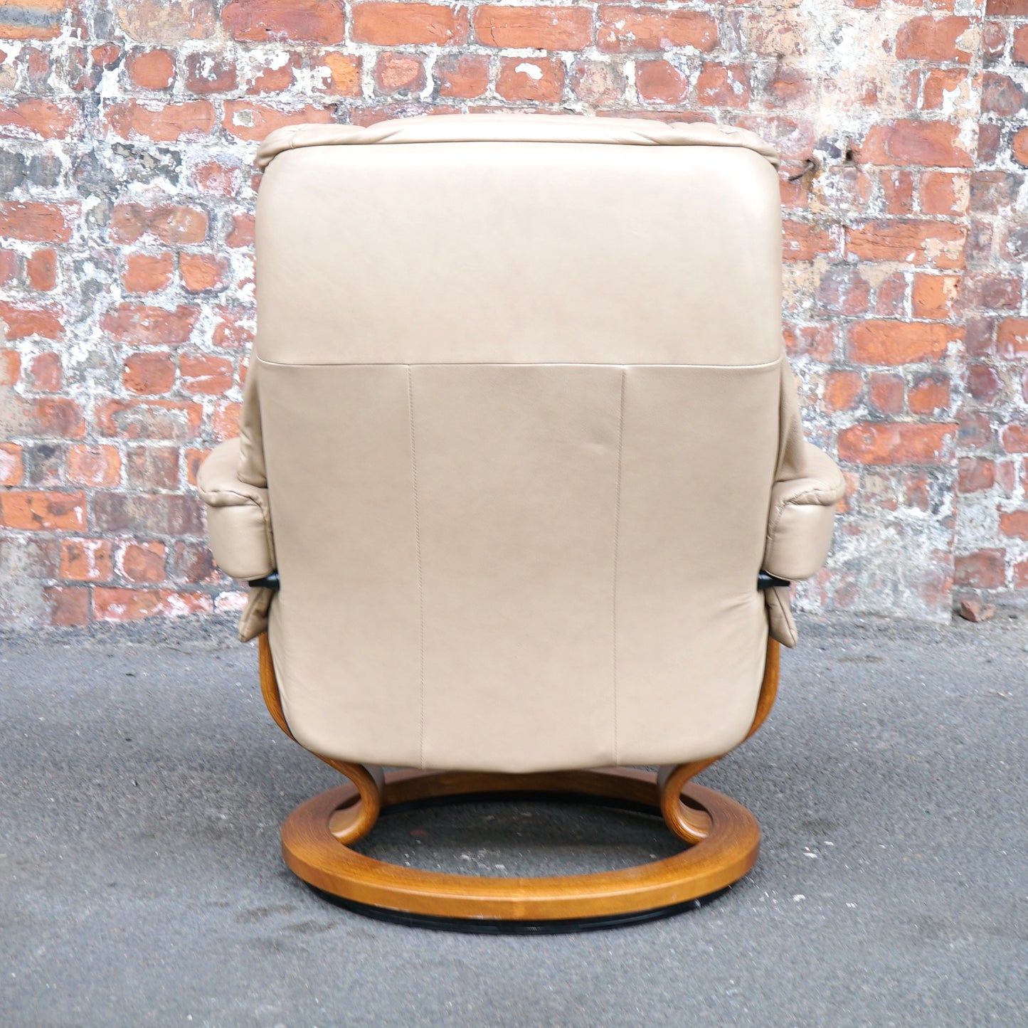 Beige Ekorness Stressless ‘Mayfair’ chair and footstool