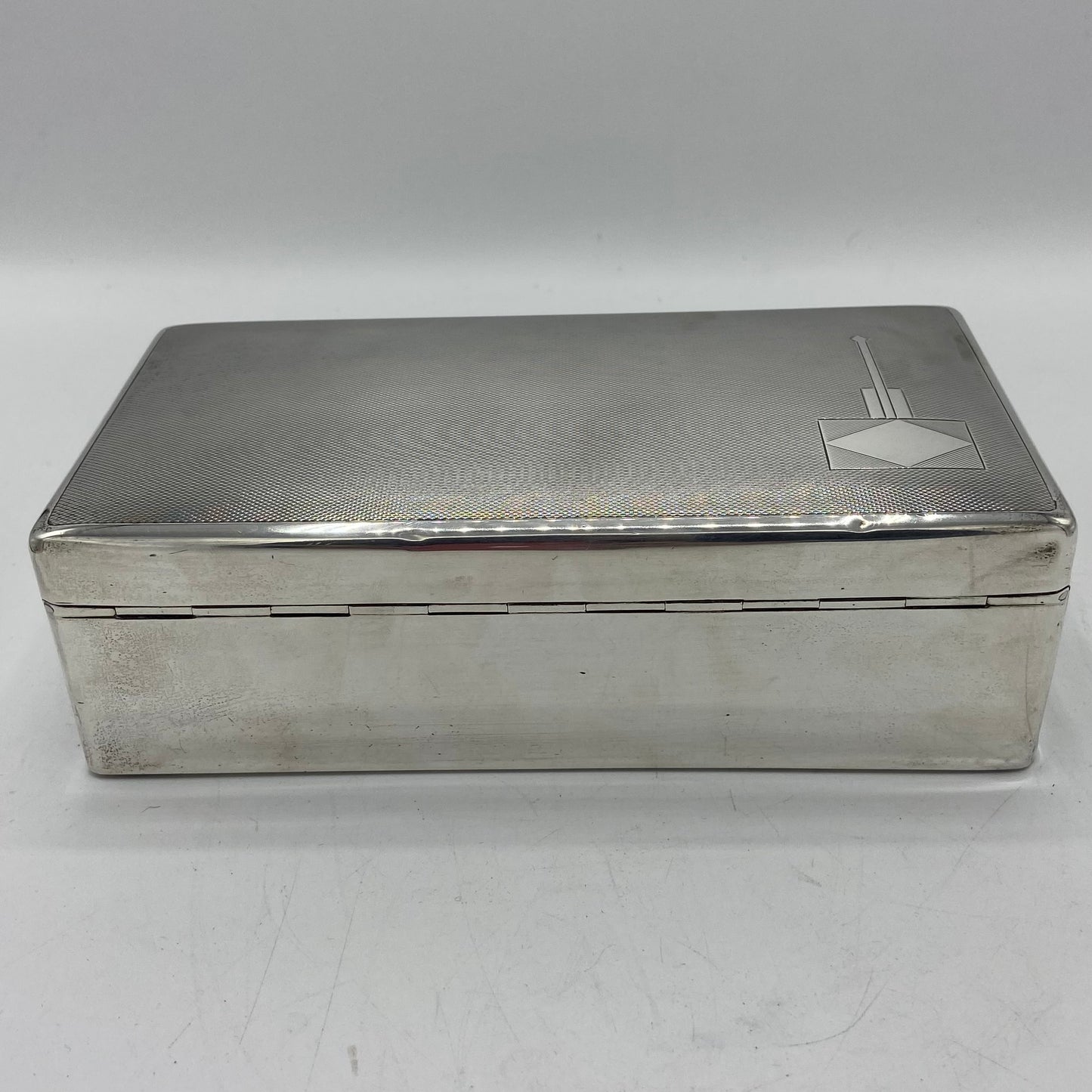 1950s Walker and Hall Sterling Silver engraved cigarette box