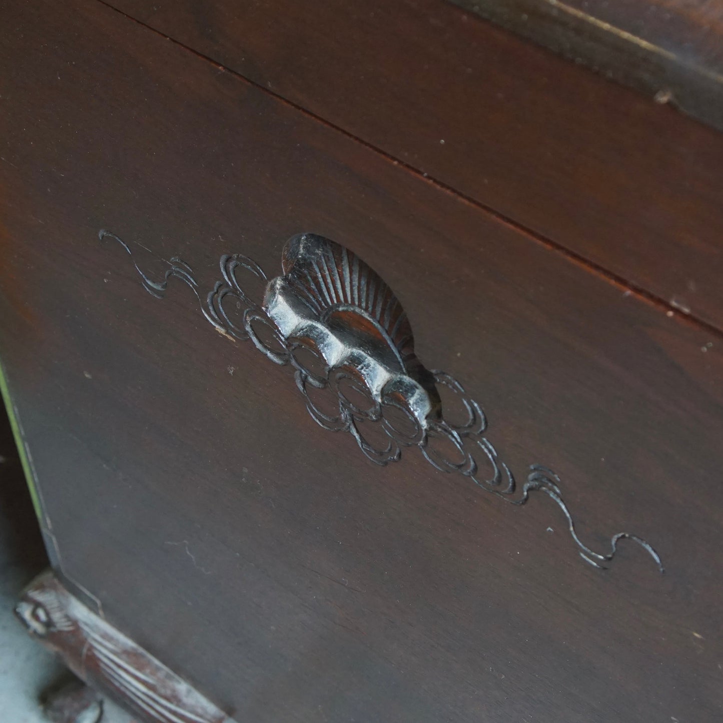 1970s Chinese Hand Carved Box