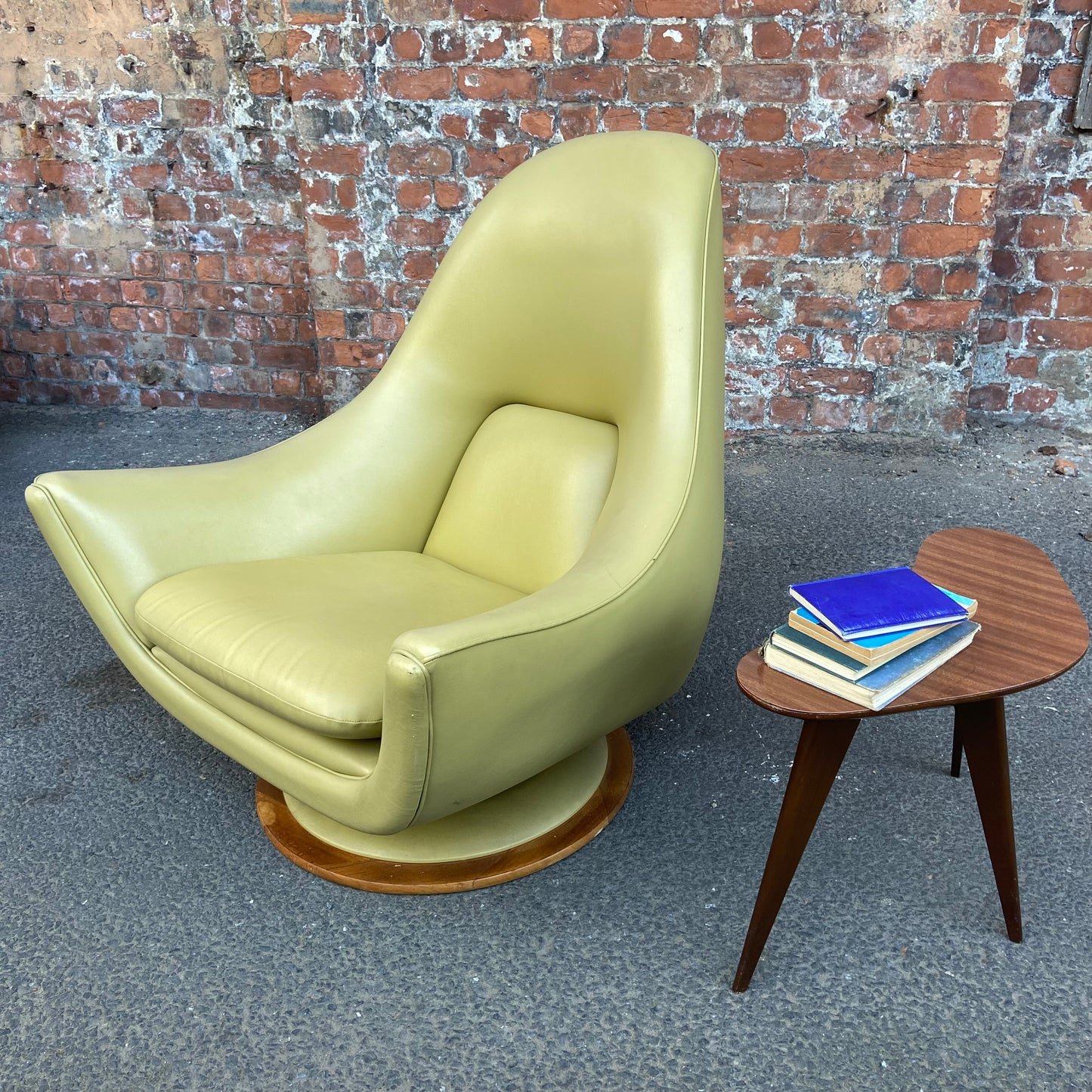 1960s ‘High Society’ space age chair designed by Peter Cutts