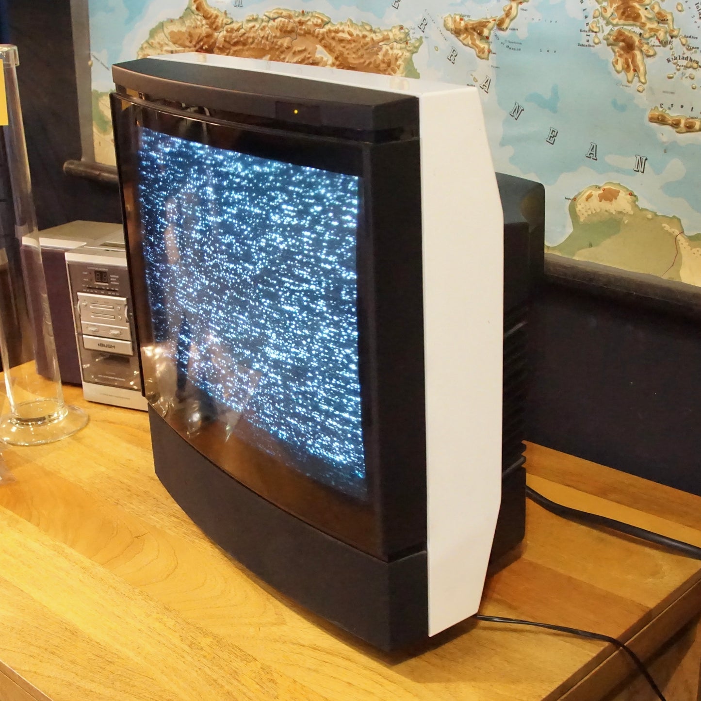 Bang & Olufsen Beovision MX 4000 CRT Television