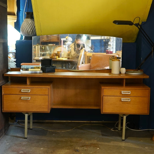 G plan ‘Limba’ Dressing table by Leslie Dandy