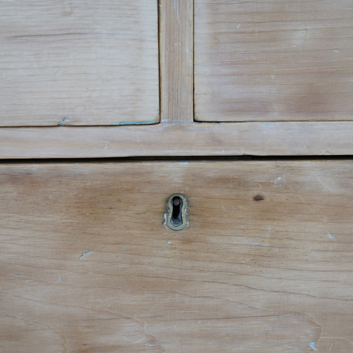 Antique pine chest of drawers