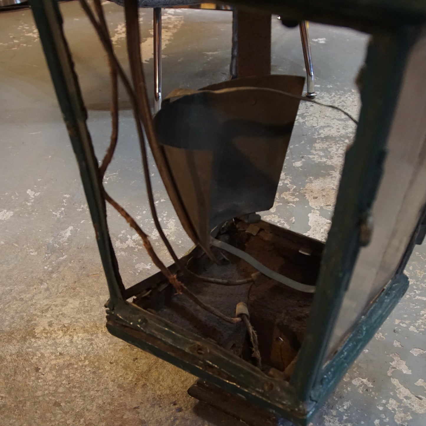Original Gas Powered Tyne Bridge Lamp 1928