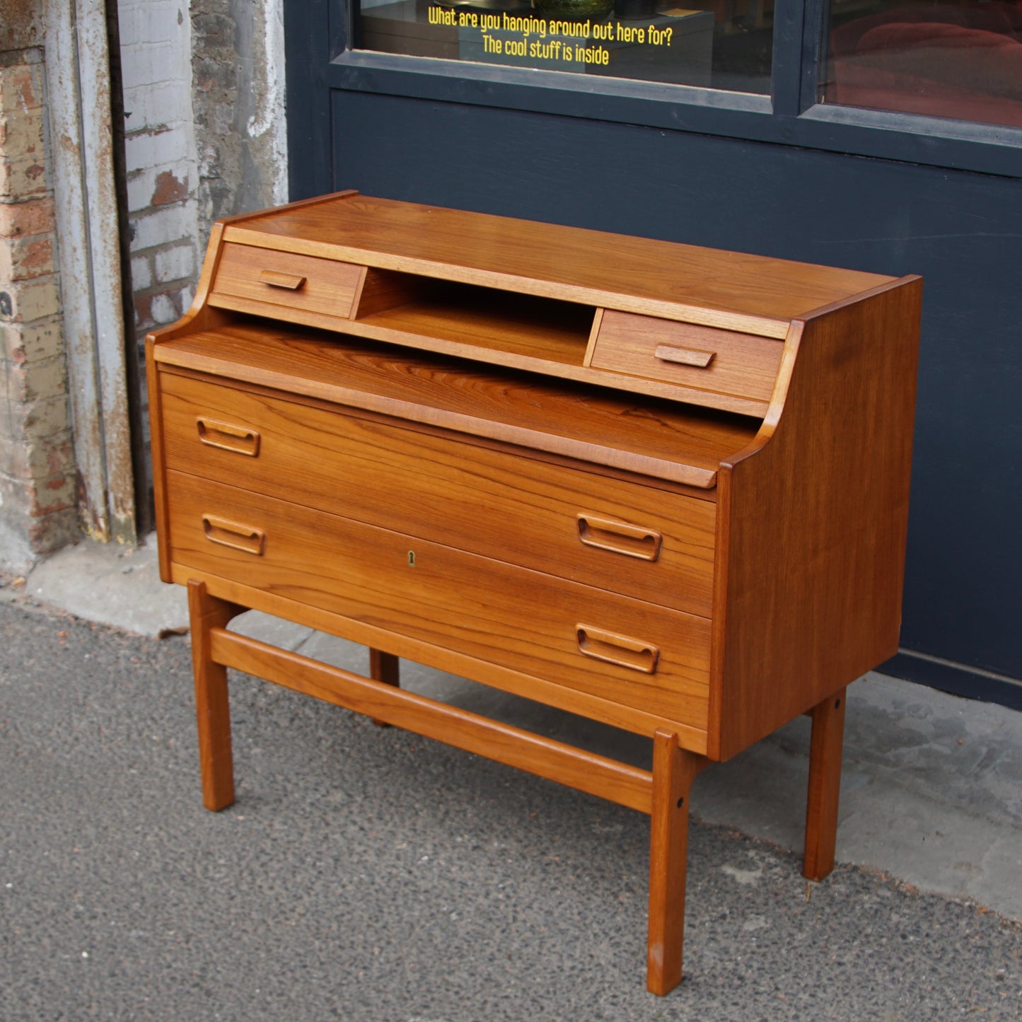 G Plan Desk