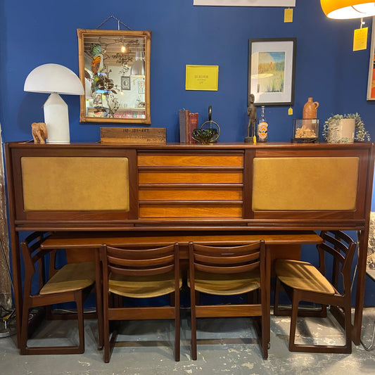 Elliots of Newbury Retractable Sidebord & Dining set