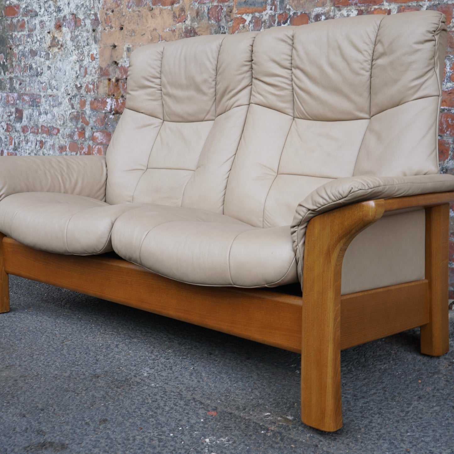 Ekorness Stressless Buckingham 2 Seater Leather recliner Sofa