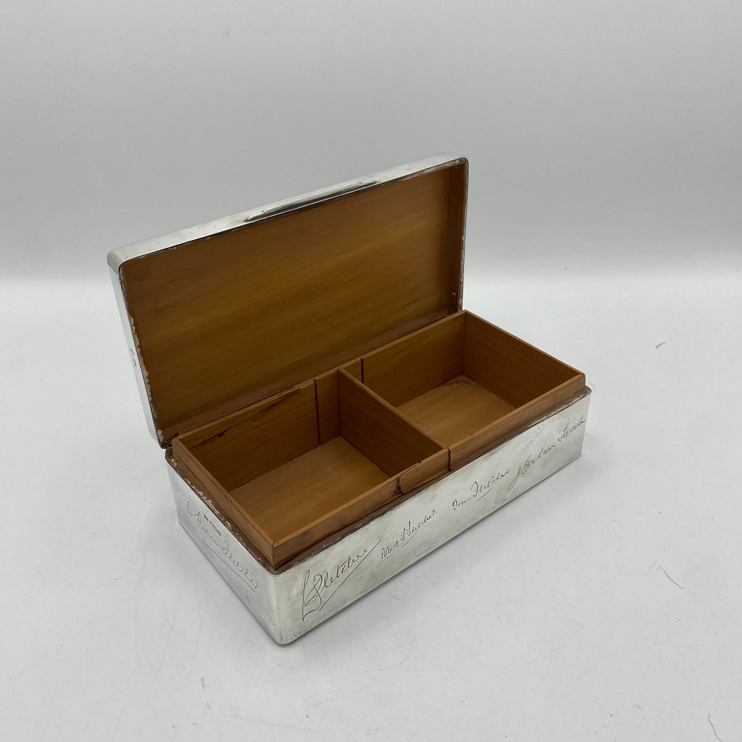 1950s Walker and Hall Sterling Silver engraved cigarette box