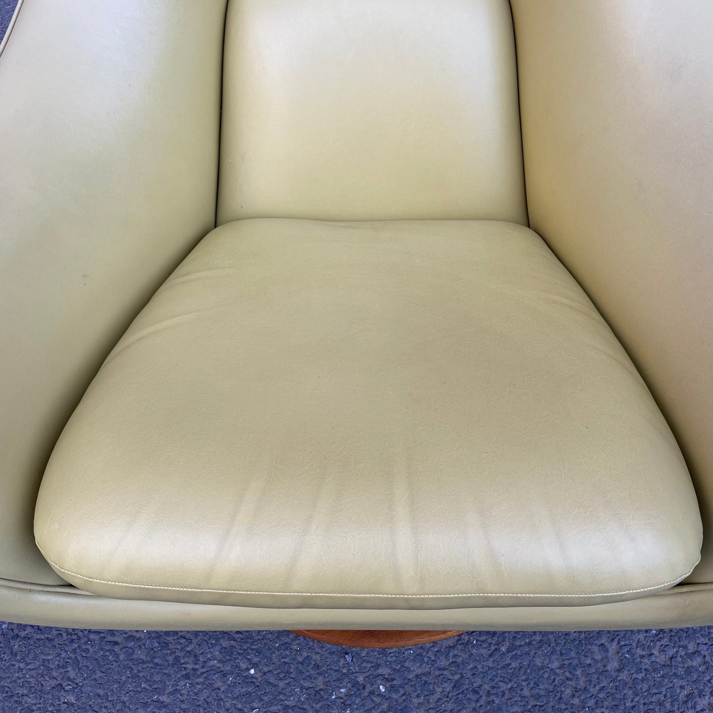 1960s ‘High Society’ space age chair designed by Peter Cutts