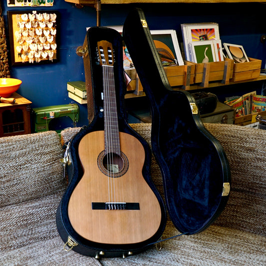 Unused Raimondo 104-B Acoustic Guitar in New Case with Keys