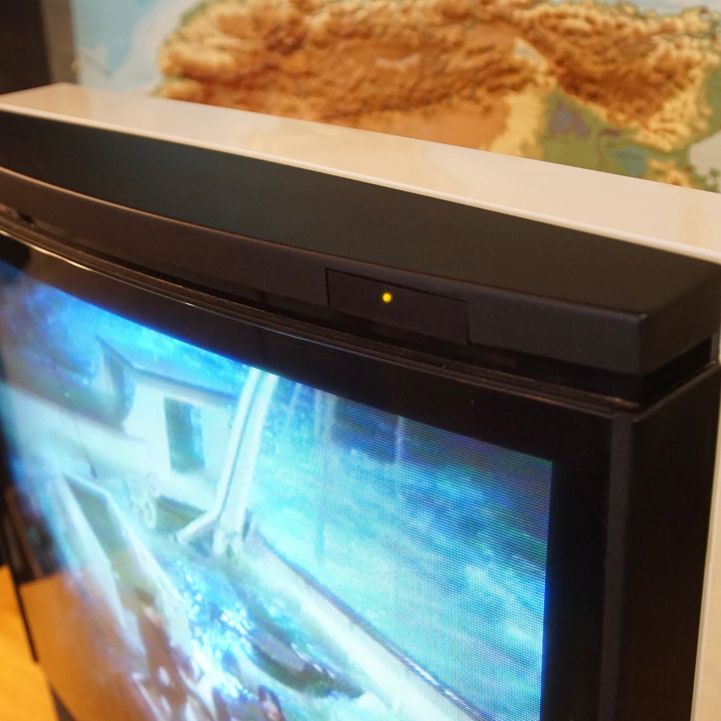 Bang & Olufsen Beovision MX 4000 CRT Television