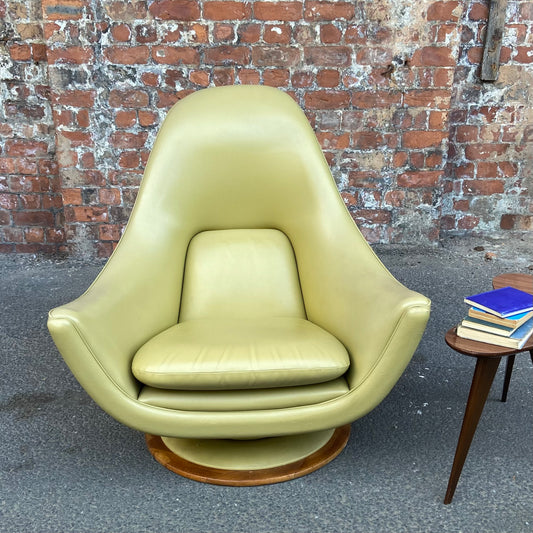 1960s ‘High Society’ space age chair designed by Peter Cutts