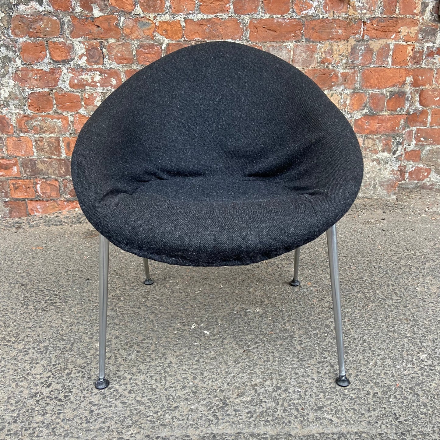 1960s Lurashell bucket chair