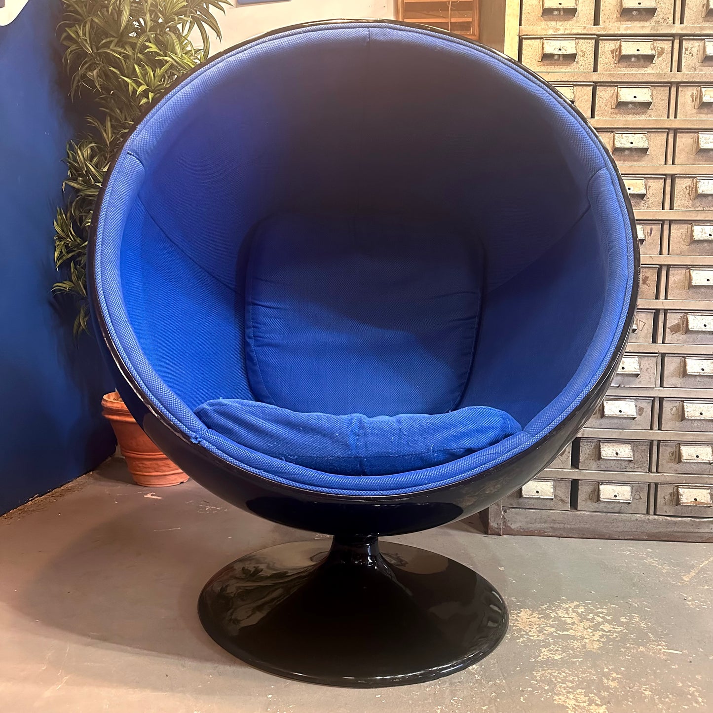 Vintage Rare Black and Blue Ball Chair
