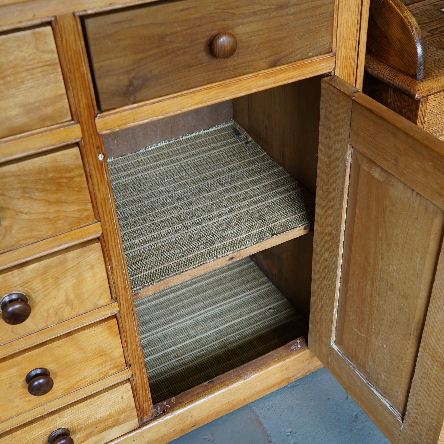 Antique Oak Sideboard Unit