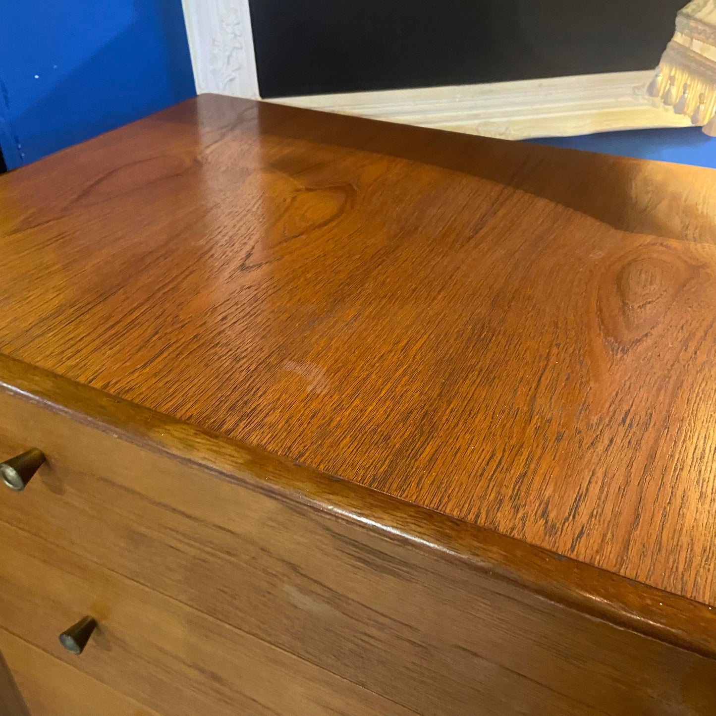 Midcentury Chest of Drawers