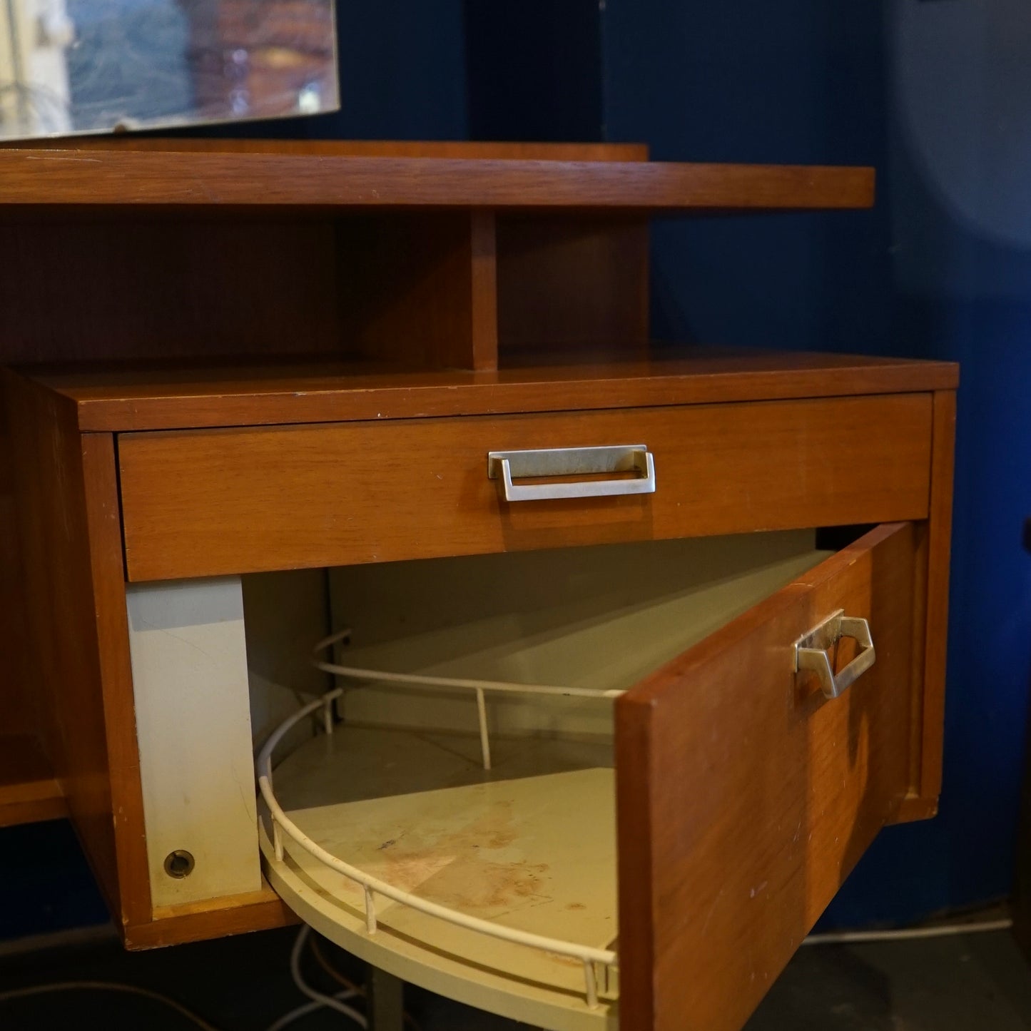 G plan ‘Limba’ Dressing table by Leslie Dandy