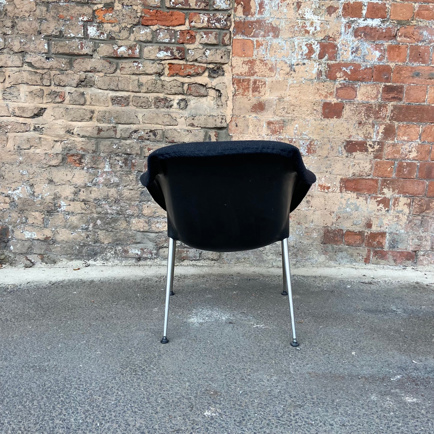 1960s Lurashell bucket chair