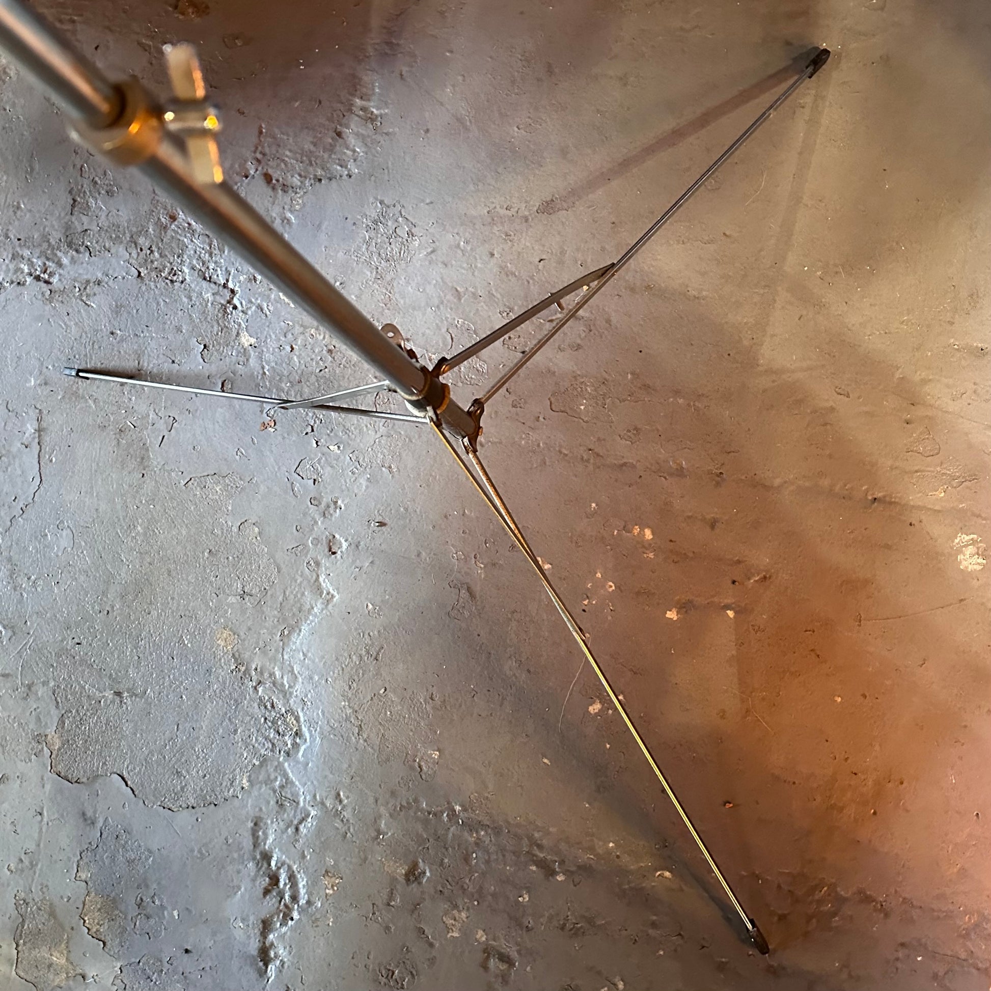 Aluminum Floor Lamp