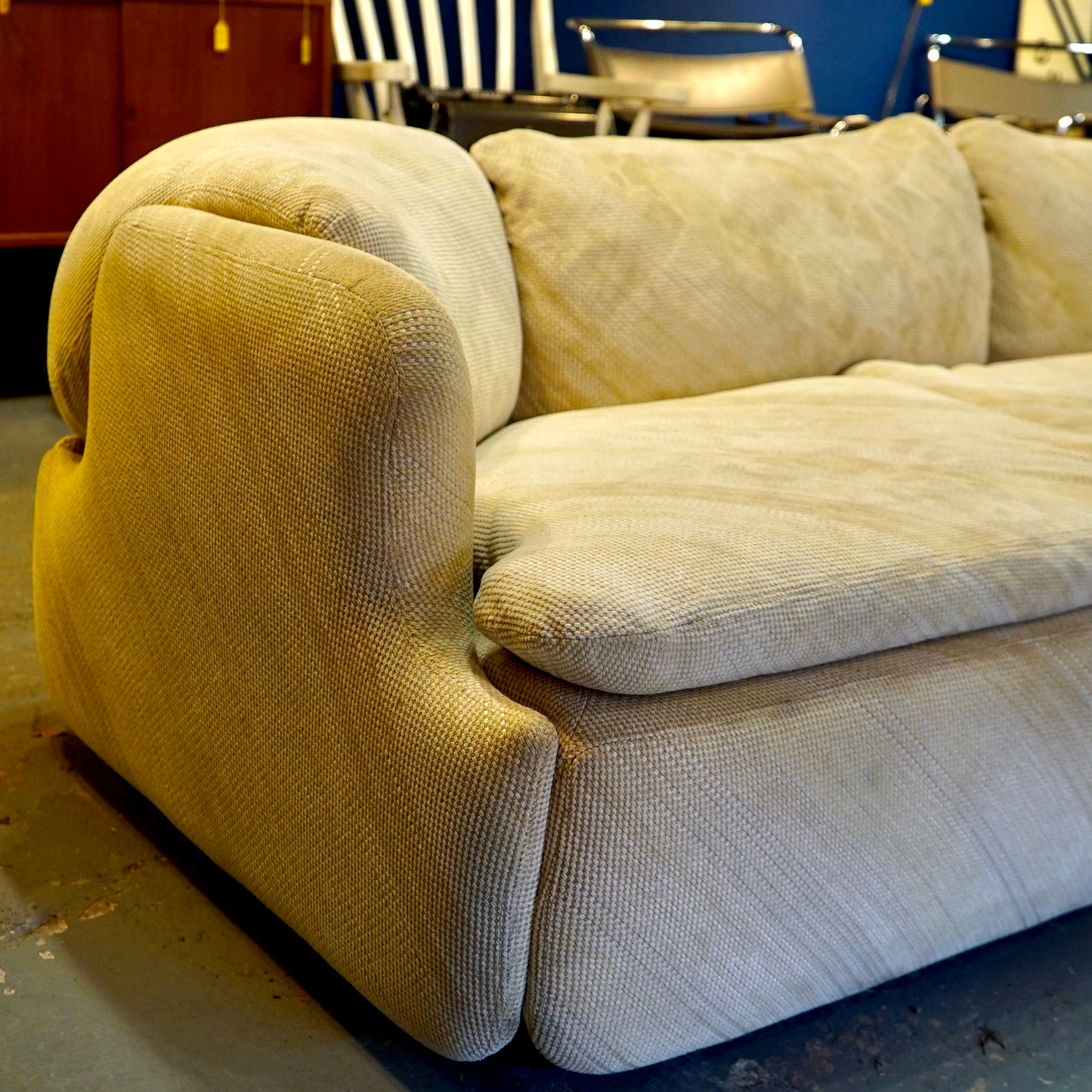 “Confidential” sectional sofa by Alberto Rosselli for Saporiti Italia